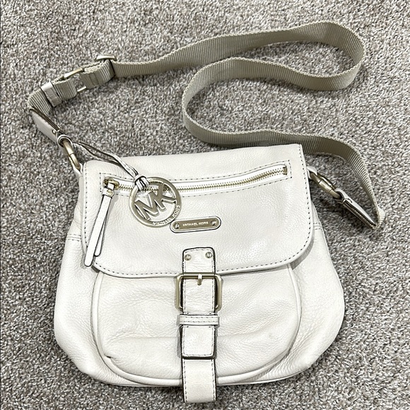 Michael Kors Cream Leather Crossbody Bag - Picture 1 of 3
